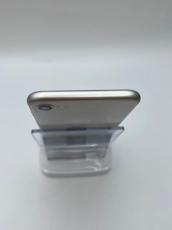 �Хåƥ꡼95��iPhone SE ��3���她�����饤��128GB �¿��ݾ���������ȯ��