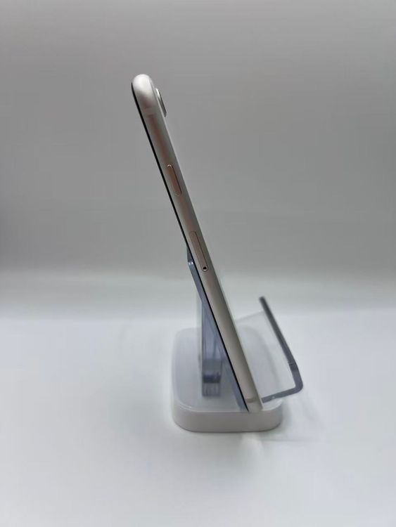 �Хåƥ꡼83��iPhone SE ��3���她�����饤��128GB �¿��ݾ���������ȯ��