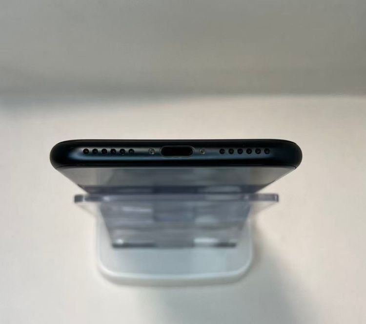 �Хåƥ꡼98��iPhone SE ��3���� �ߥåɥʥ��ȡ�64GB ��SIM�ե꡼�¿��ݾ�