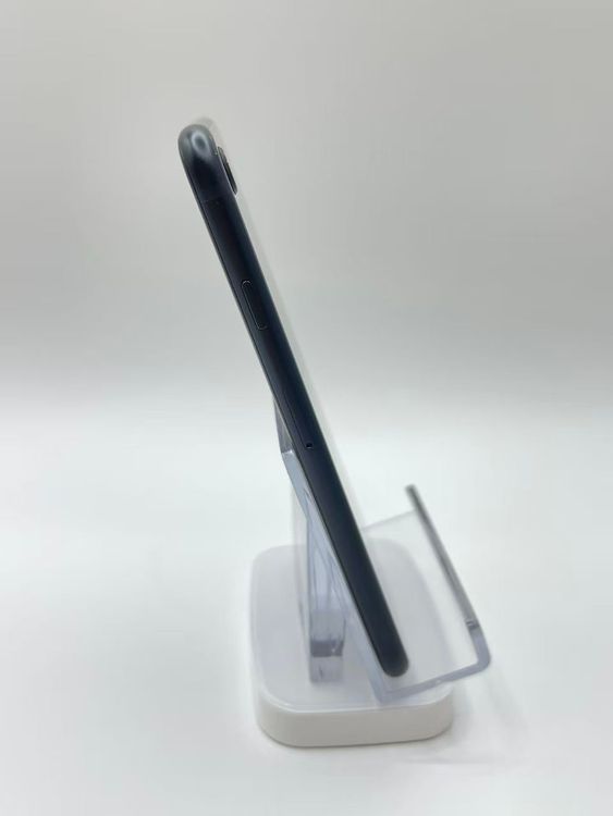 �Хåƥ꡼95����°�ʣ����դ�iPhone SE ��3���� �ߥåɥʥ���64GB �¿��ݾ�
