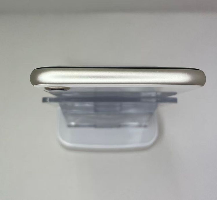 �Хƥå�90��iPhoneSE��3����64GB�������饤��SIM�ե꡼��������ȯ��