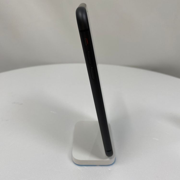 iPhone 11  64GB ֥å 83% SIMåѤ
