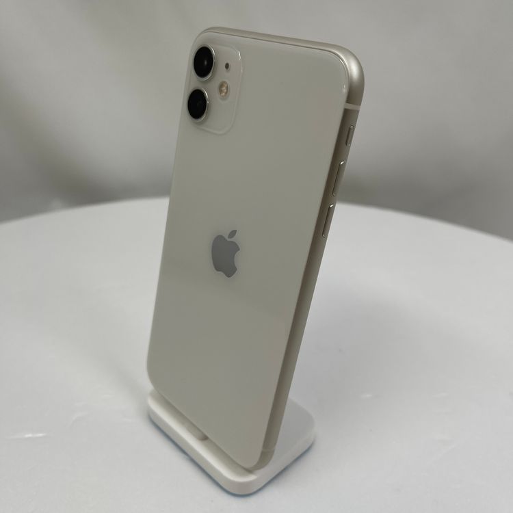 iPhone 11  128GB �ۥ磻��  SIM���å�����Ѥ�