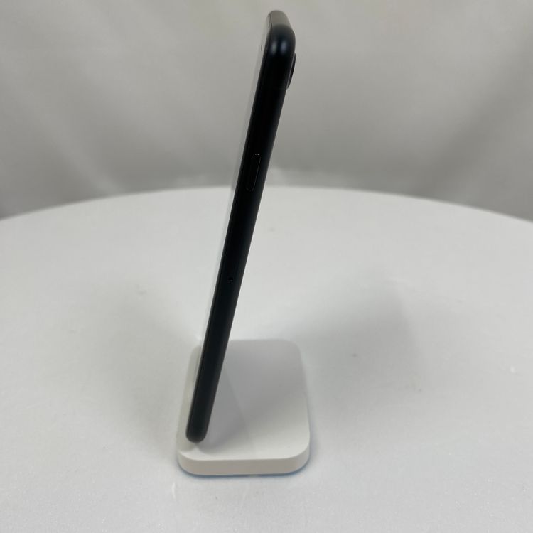 iPhone SE 3  64GB 95% �ߥåɥʥ���  SIM���å�����Ѥ�