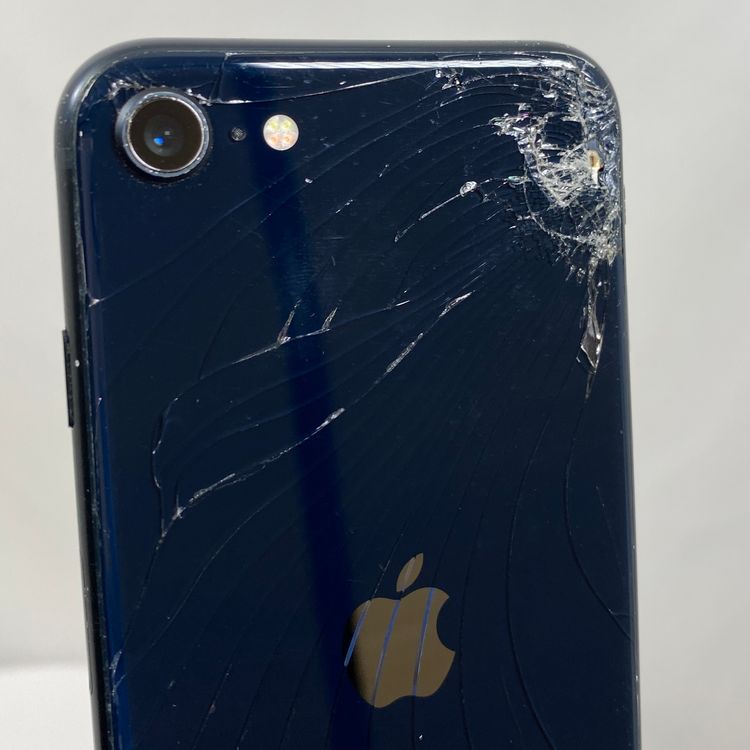 iPhone SE 3  64GB ߥåɥʥ 83% SIMåѤ