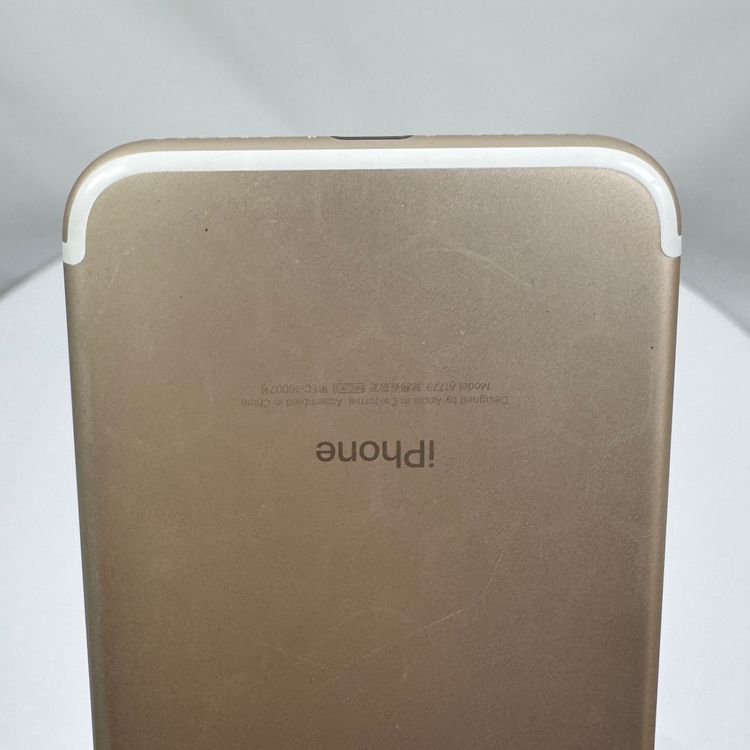 iPhone 7  128GB �������  SIM���å�����Ѥ�