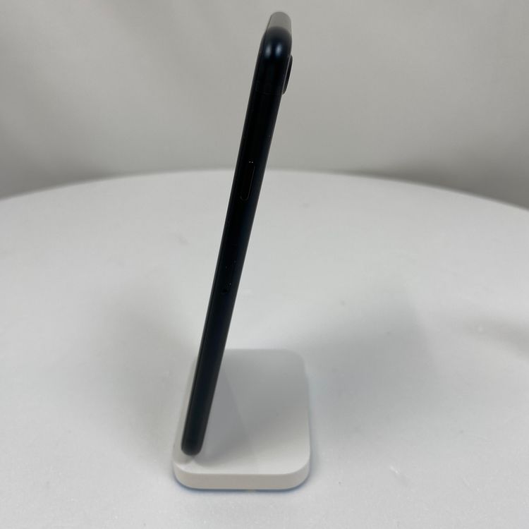 iPhone SE 3  64GB �ߥåɥʥ��� 84% SIM���å�����Ѥ�