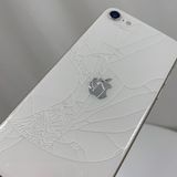 iPhone SE 3  64GB �������饤�� 90% SIM���å�����Ѥ�