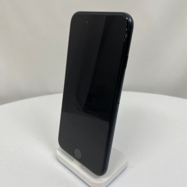 iPhone SE 3 64GB  �ߥåɥʥ��� 81% C���