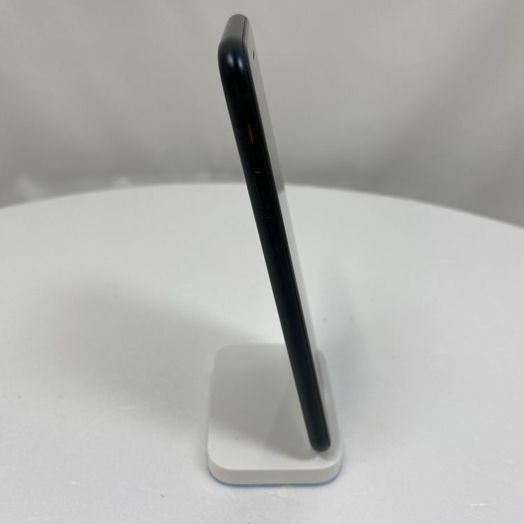 iPhone SE 3  64GB 97% �ߥåɥʥ���  SIM���å�����Ѥ�