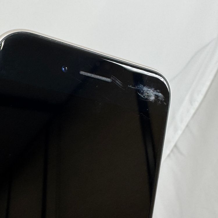 iPhone SE 3  64GB �������饤��  SIM���å�����Ѥ�