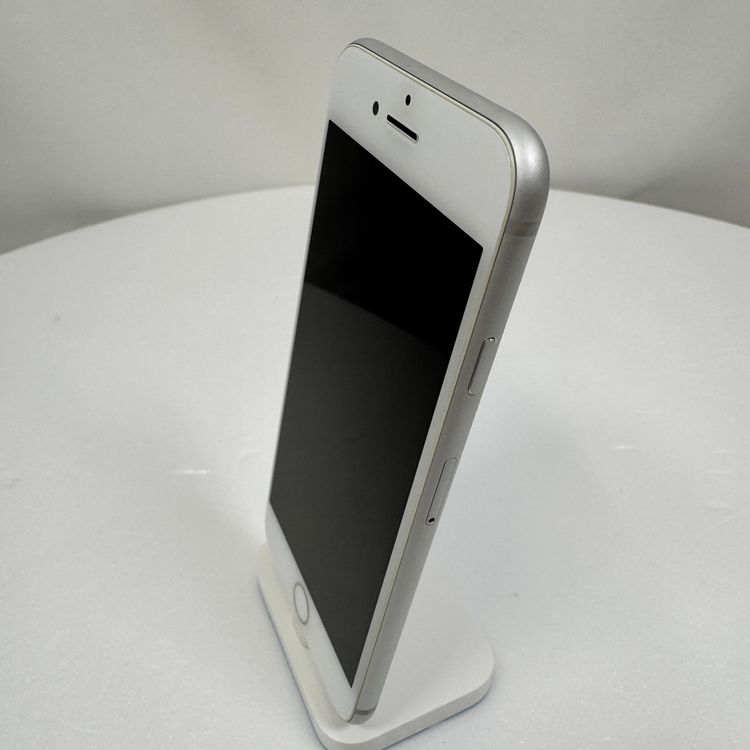 iPhone 8  64GB ����С�  SIM���å�����Ѥ�