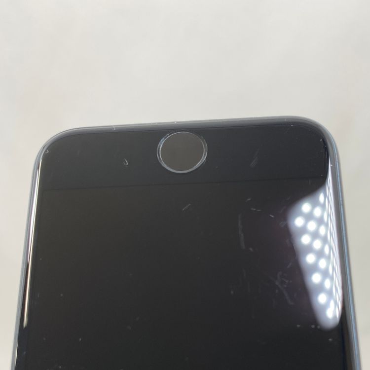 iPhone SE 3  64GB ߥåɥʥ 99% SIMåѤ