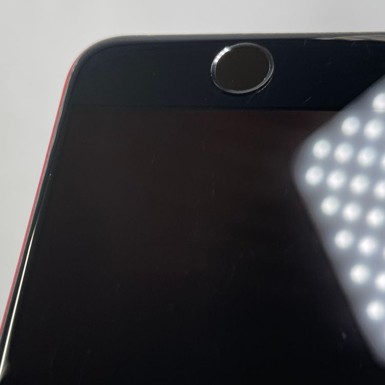 iPhone 8  64GB ��å� 58% SIM���å�����Ѥ�