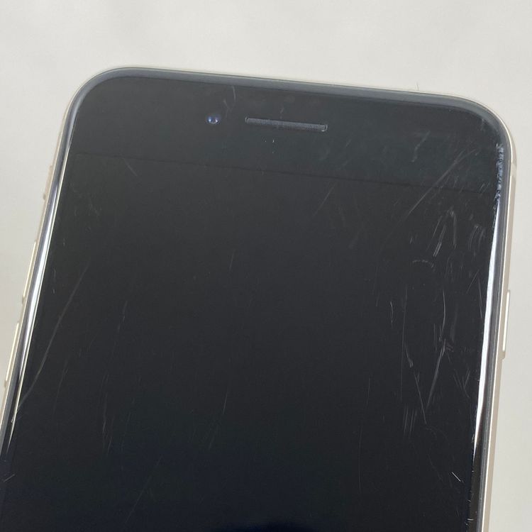 iPhone SE 3  64GB �������饤�� 96% SIM���å�����Ѥ�