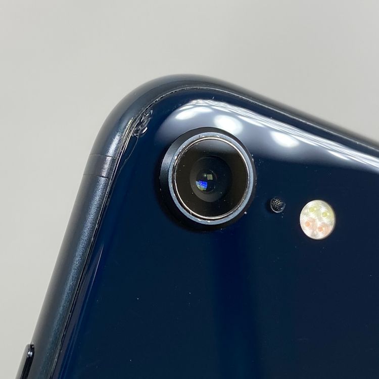 iPhone SE 3  64GB �ߥåɥʥ���  SIM���å�����Ѥ�