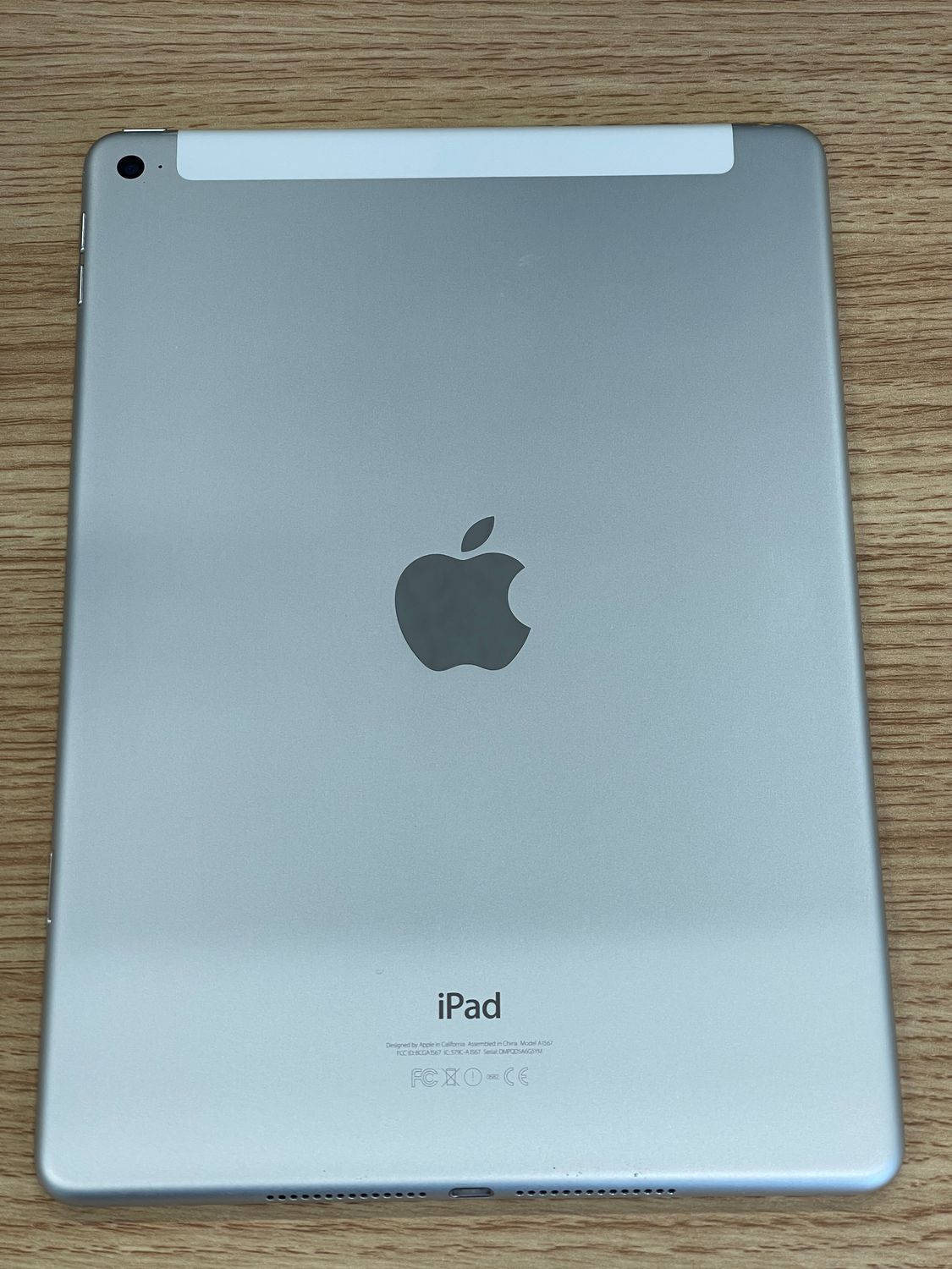 iPad Air2 本体 シルバー 64GB セルラーモデル docomo ドコモ版 iPad Air 2 セルラーモデル 64GB シルバー 【中古】Apple