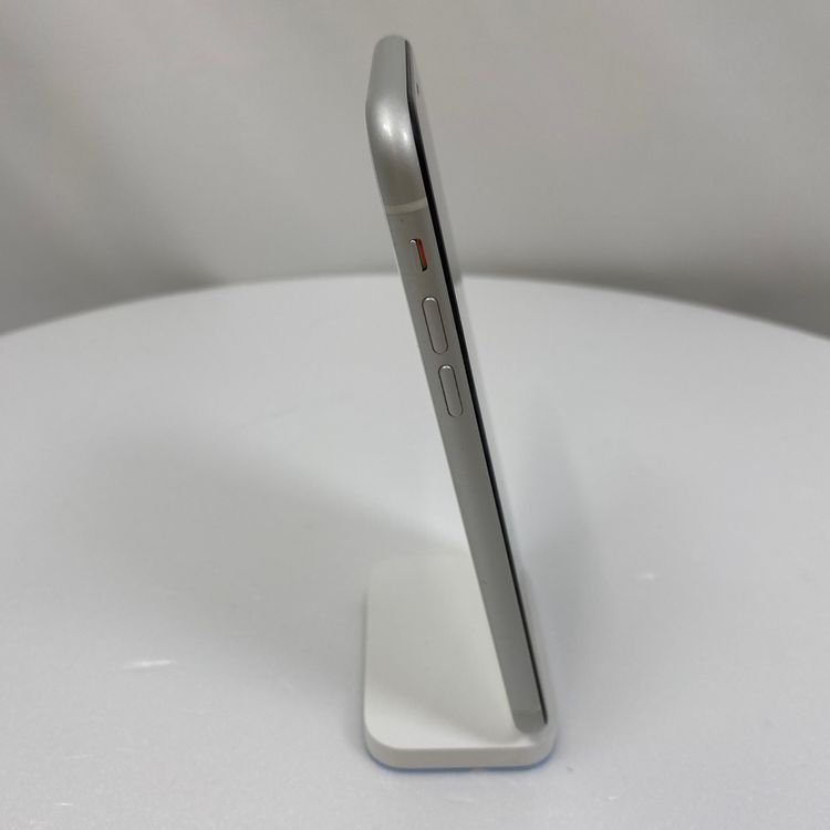 iPhone XR  64GB ۥ磻 89% SIMåѤ