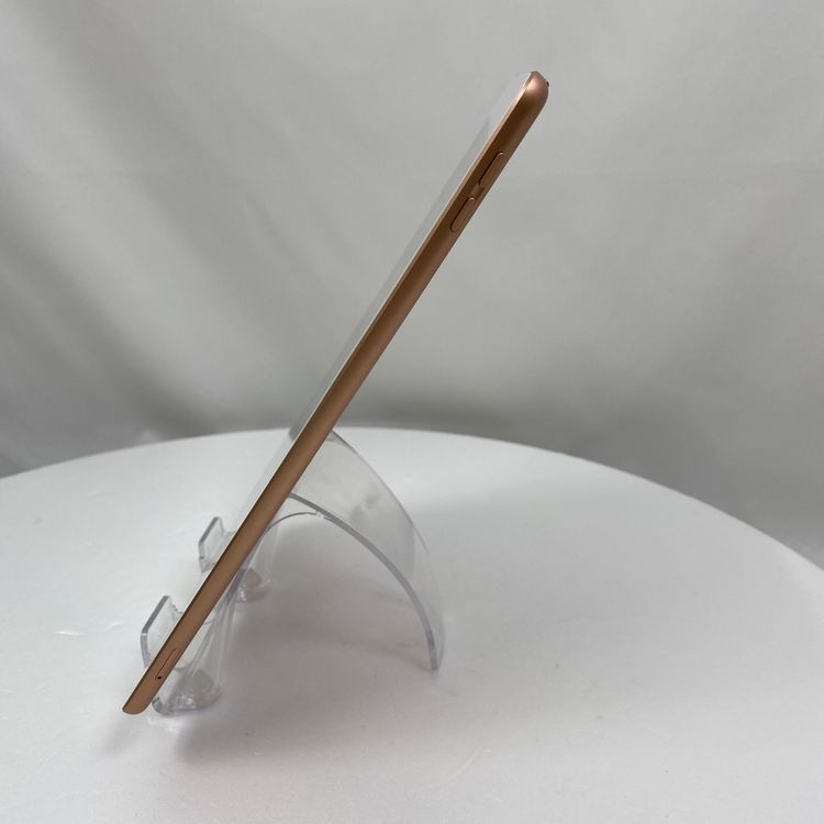 iPad ��8���� Wi-Fi+Cellular  32GB ������� SIM�ե꡼