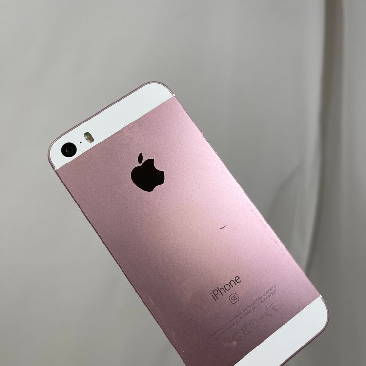 iPhone SE  16GB ԥ 82% SIMåͭ