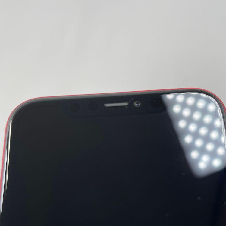 iPhone 11  64GB ��å� 81% SIM���å�����Ѥ�