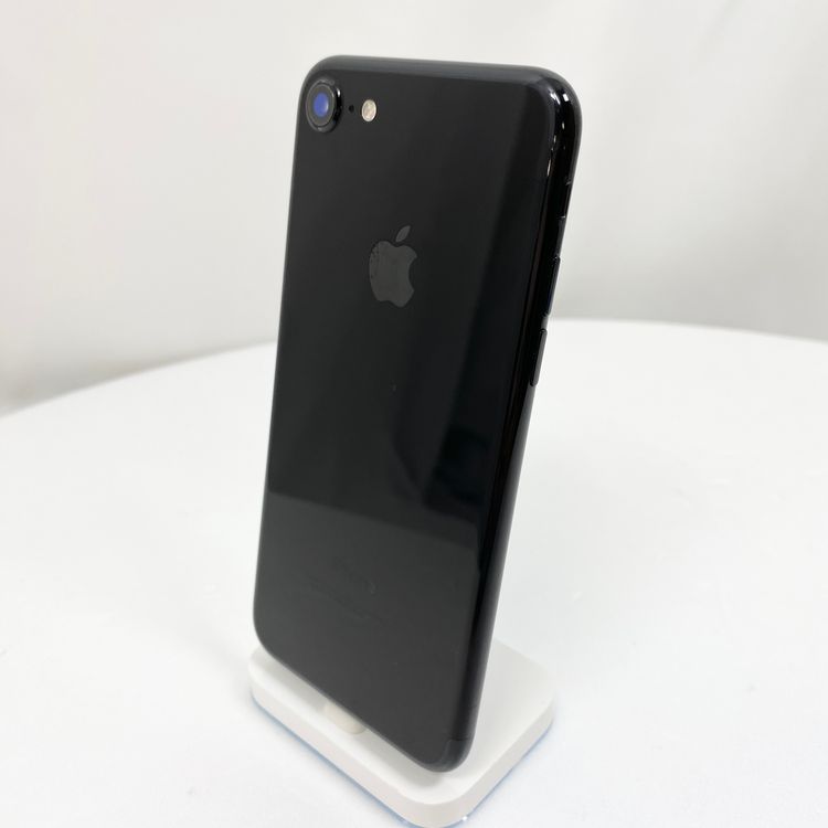 iPhone 7 ���:B ���顼:�֥�å� ���ȥ졼��:32GB �Хåƥ꡼:84%