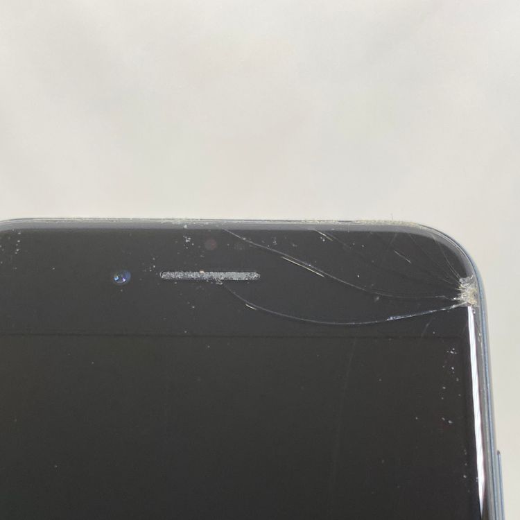 iPhone SE 3  64GB �ߥåɥʥ��� 99% SIM���å�����Ѥ�