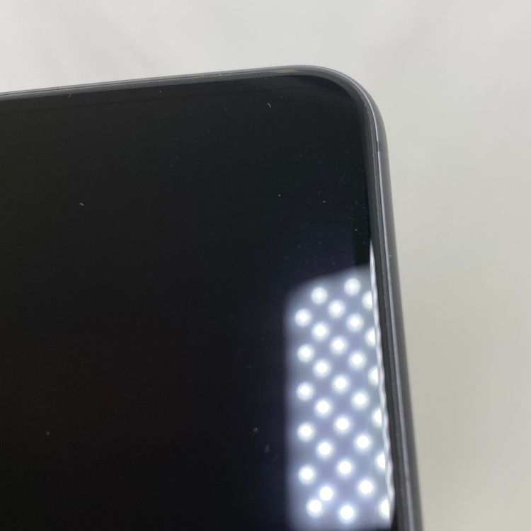 iPhone 11  64GB ֥å 81% SIMåѤ