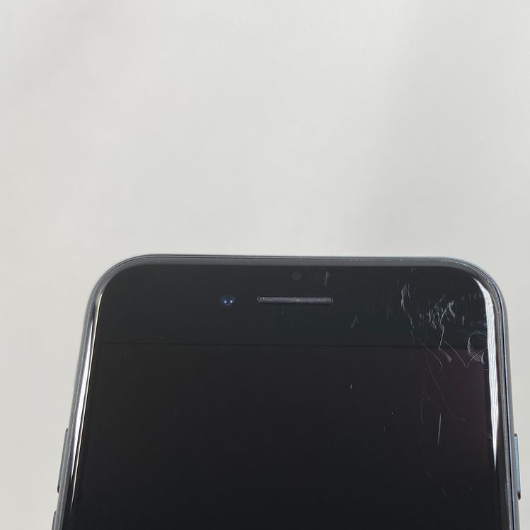 iPhone SE 3  64GB 95% �ߥåɥʥ���  SIM���å�����Ѥ�