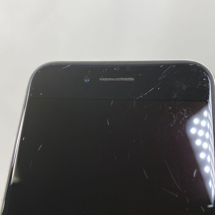 iPhone SE 3  64GB 饤 89% SIMåѤ