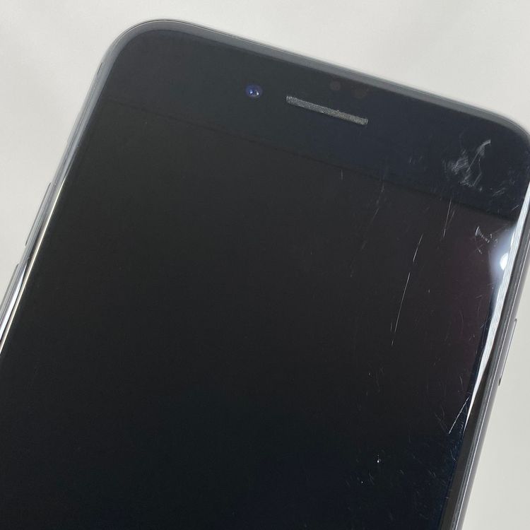 iPhone 8  64GB ���ڡ������쥤 84% SIM���å�����Ѥ�