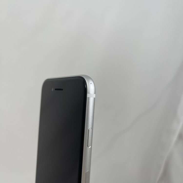 iPhone SE 2  64GB ۥ磻 98% SIMåѤ