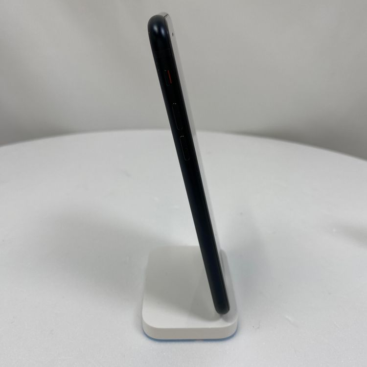 iPhone SE 3  64GB �ߥåɥʥ��� 84% SIM���å�����Ѥ�