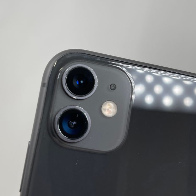 iPhone 11  64GB ֥å 84% SIMåѤ