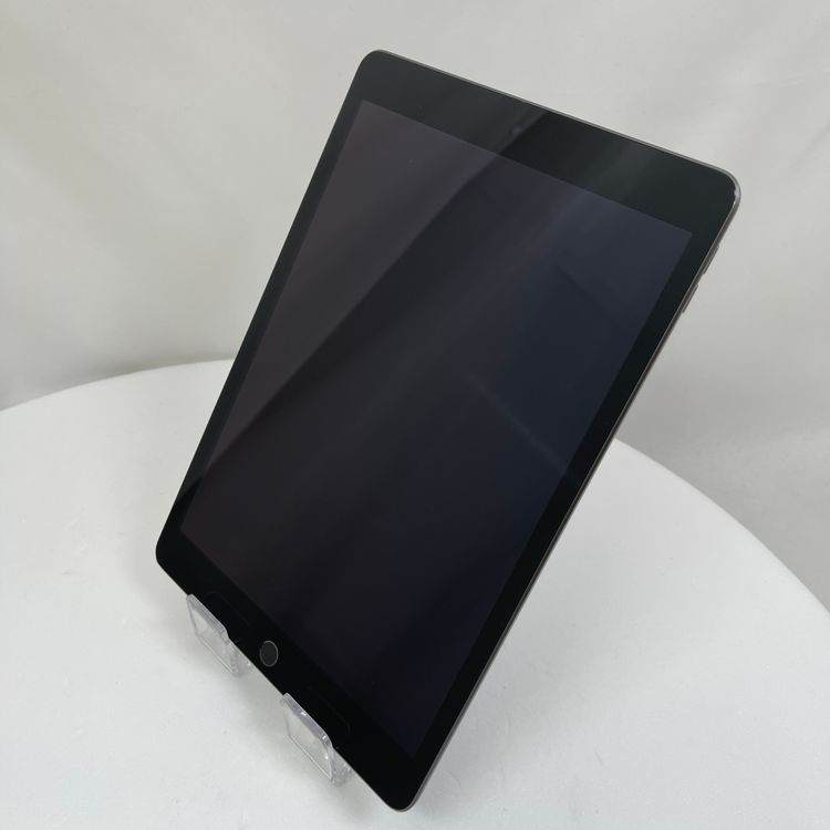 iPad ��9���� Wi-Fi ���:J ���顼:���ڡ������쥤 ���ȥ졼��:64GB