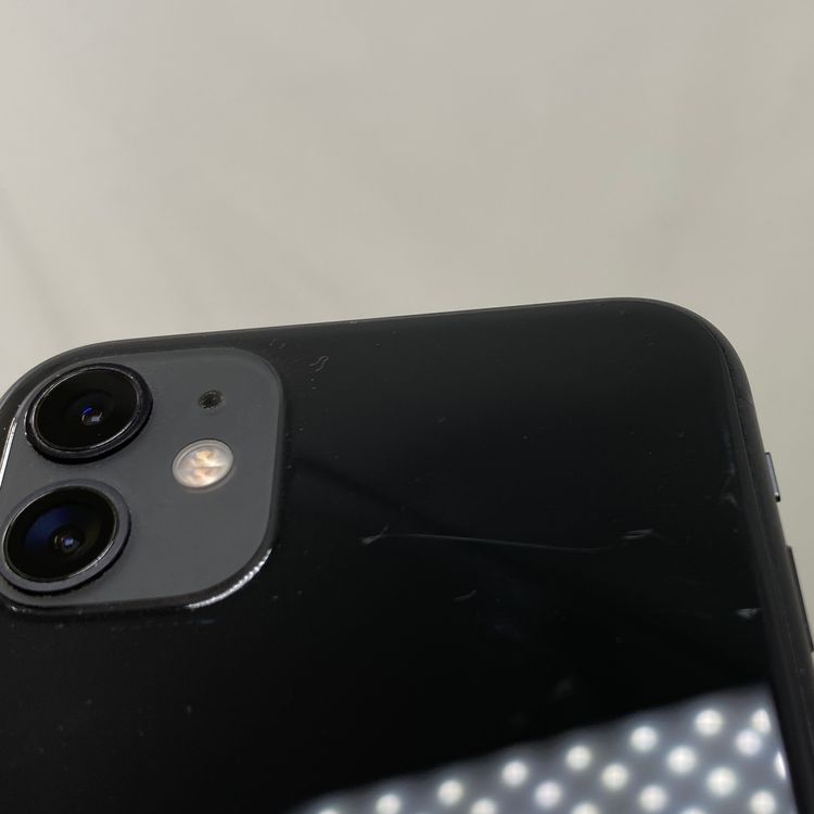 iPhone 11  64GB ֥å 83% SIMåѤ