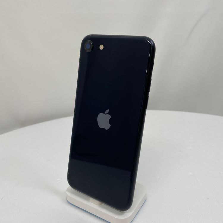 iPhone SE 3 ���:C ���顼:�ߥåɥʥ��� ���ȥ졼��:64GB �Хåƥ꡼:81%