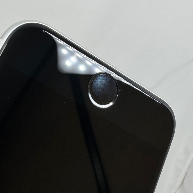 iPhone SE 2  64GB �ۥ磻��  SIM���å�����Ѥ�