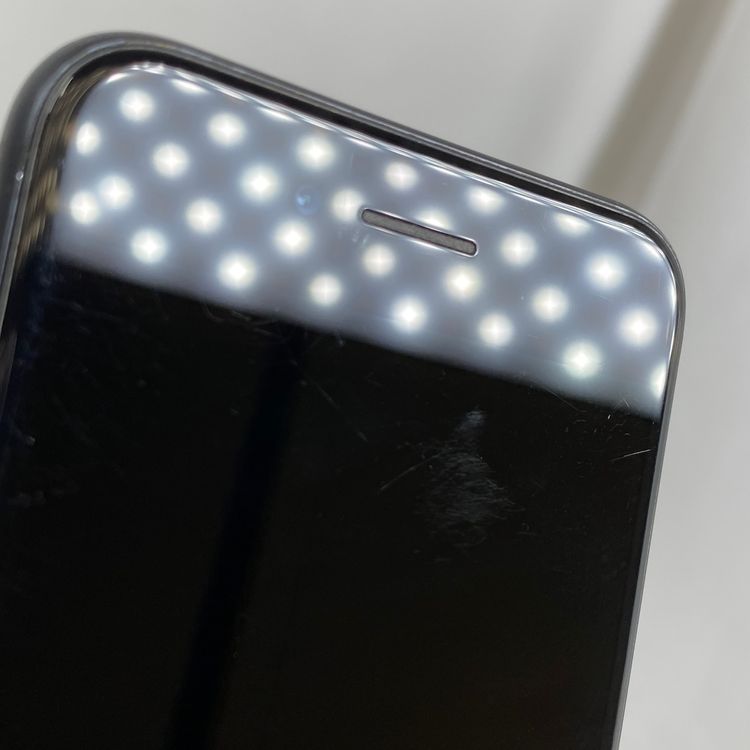 iPhone SE 2  128GB ֥å 83% SIMåѤ