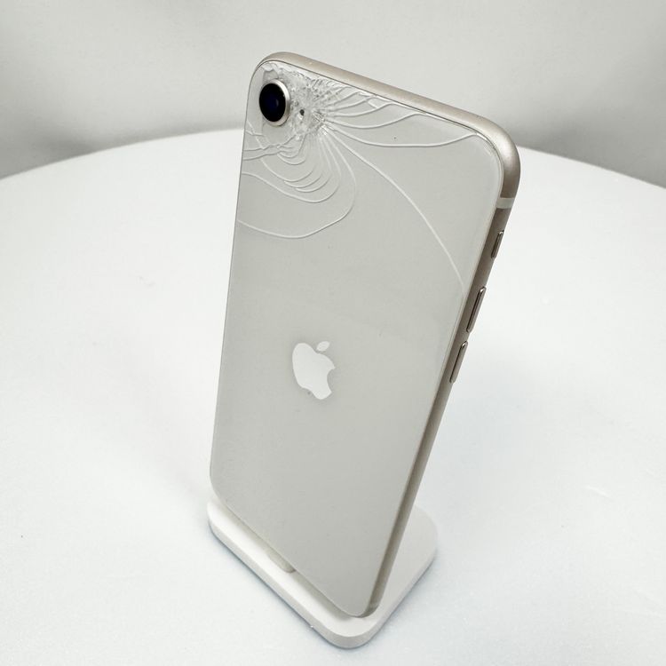 iPhone SE 3  64GB �������饤��  SIM���å�����Ѥ�