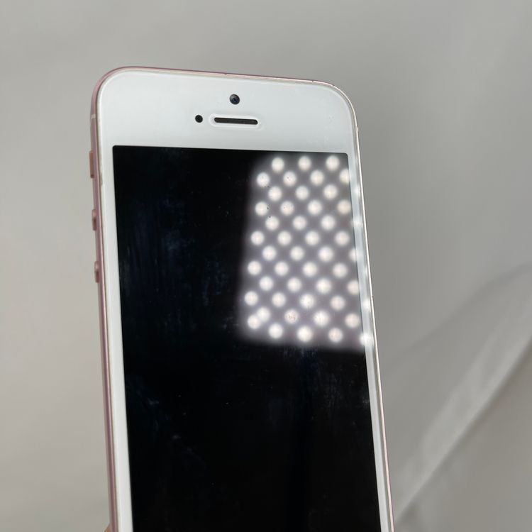 iPhone SE  16GB ԥ 69% SIMåͭ