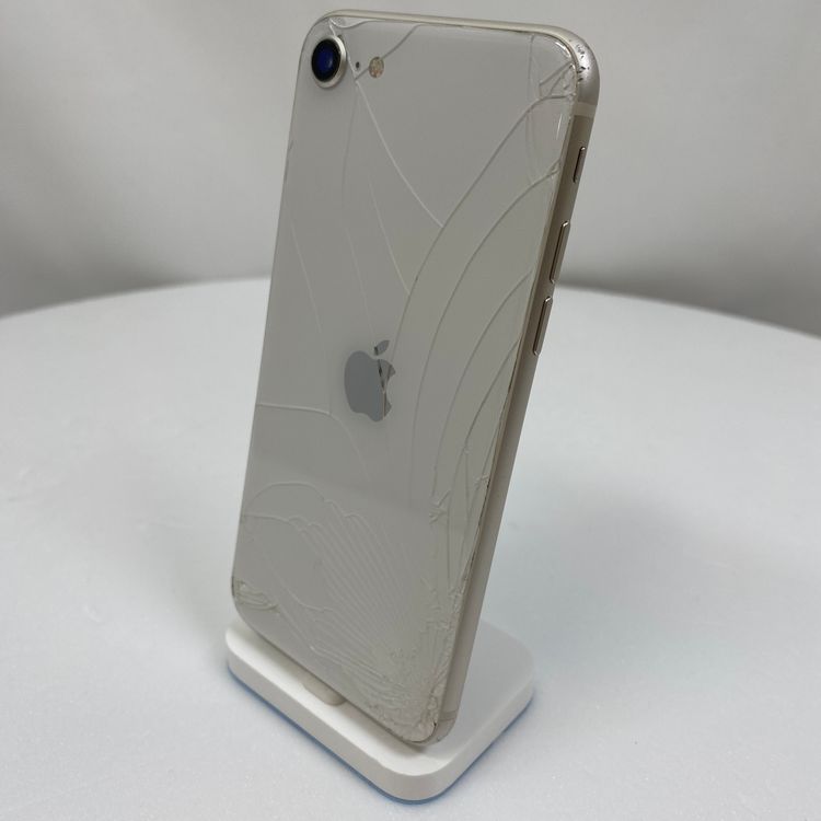 iPhone SE 3  64GB �������饤�� 90% SIM���å�����Ѥ�