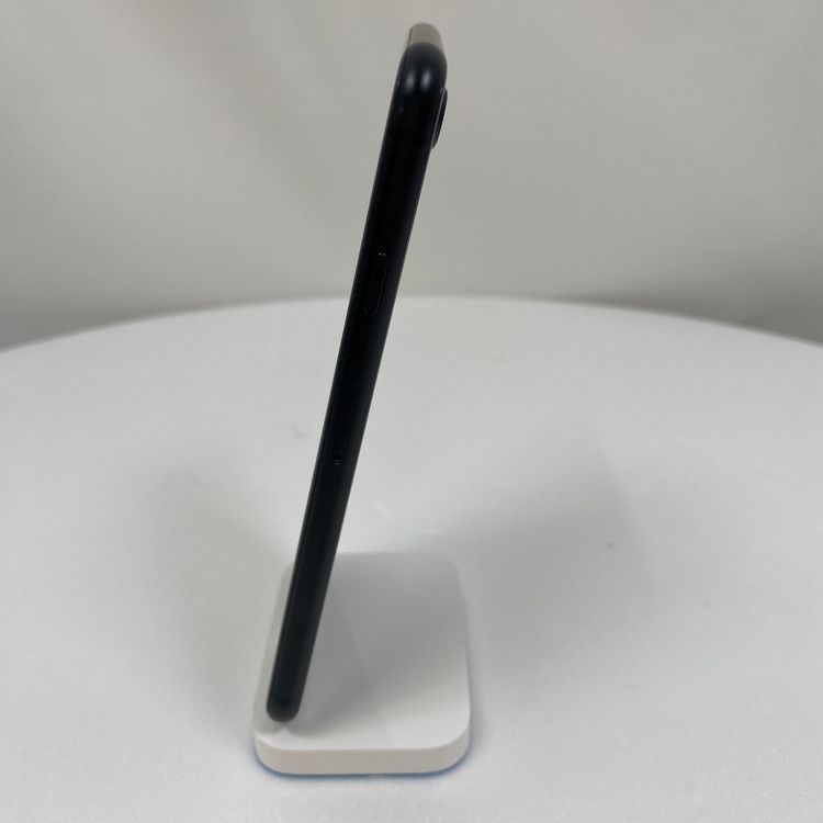 iPhone SE 2  256GB �֥�å� 73% SIM���å�����Ѥ�