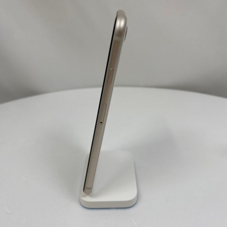 iPhone SE 3  128GB �������饤�� 79% SIM���å�����Ѥ�