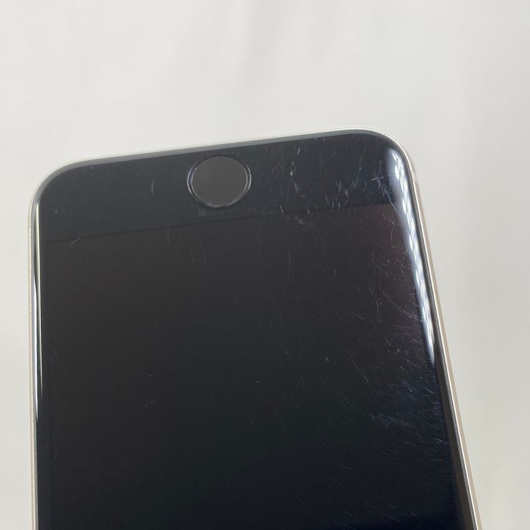 iPhone SE 3  64GB �������饤�� 94% SIM���å�����Ѥ�