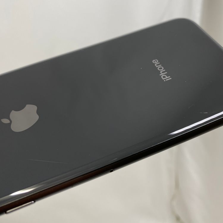 iPhone 8 64GB ���ڡ������쥤 80% SIM���å�����Ѥ�