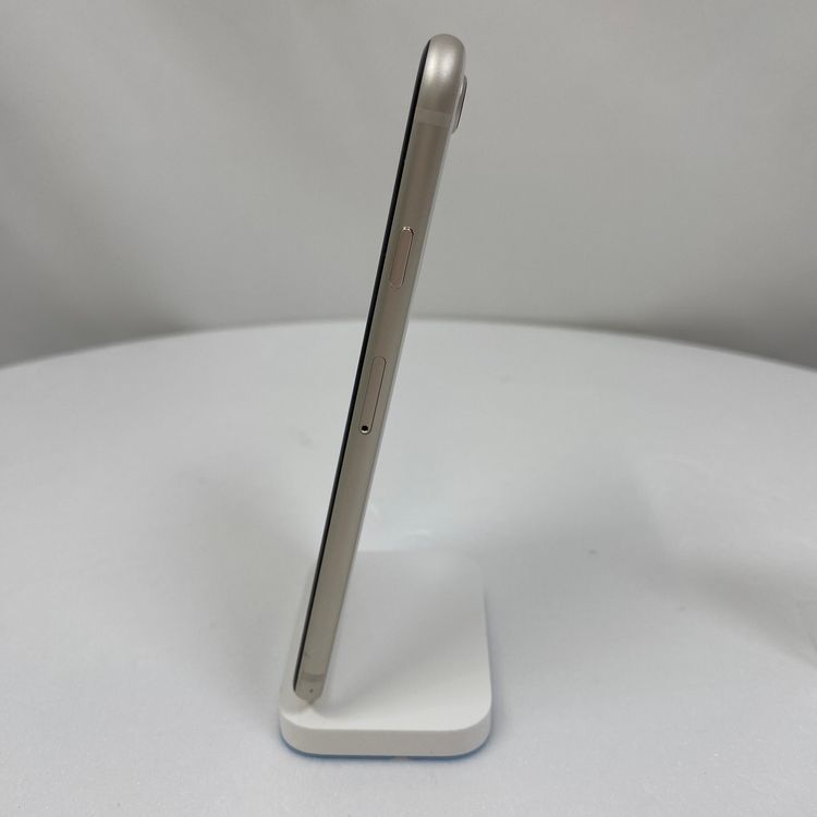 iPhone SE 3  64GB �������饤�� 90% SIM���å�����Ѥ�