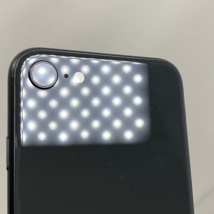 iPhone SE 2 128GB ֥å 81% SIMåѤ