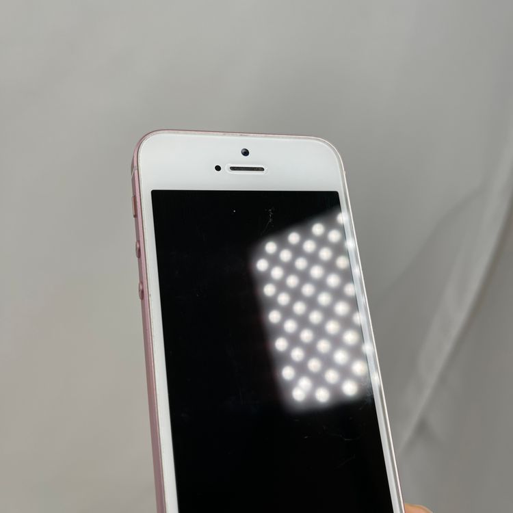 iPhone SE  16GB ԥ 74% SIMåͭ