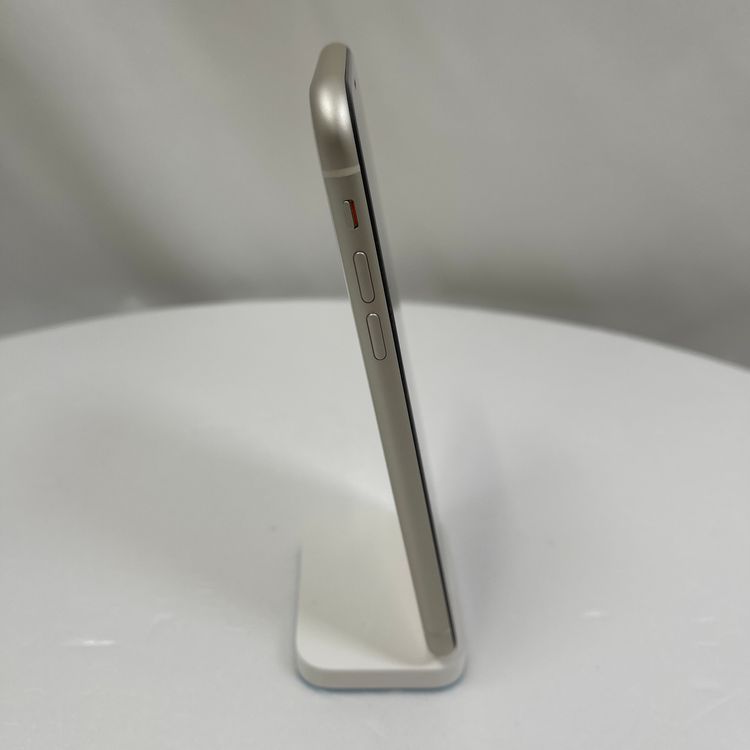 iPhone 11  128GB �ۥ磻��  SIM���å�����Ѥ�